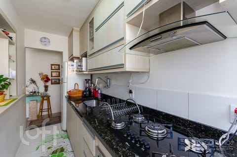 Image 17 - 231288